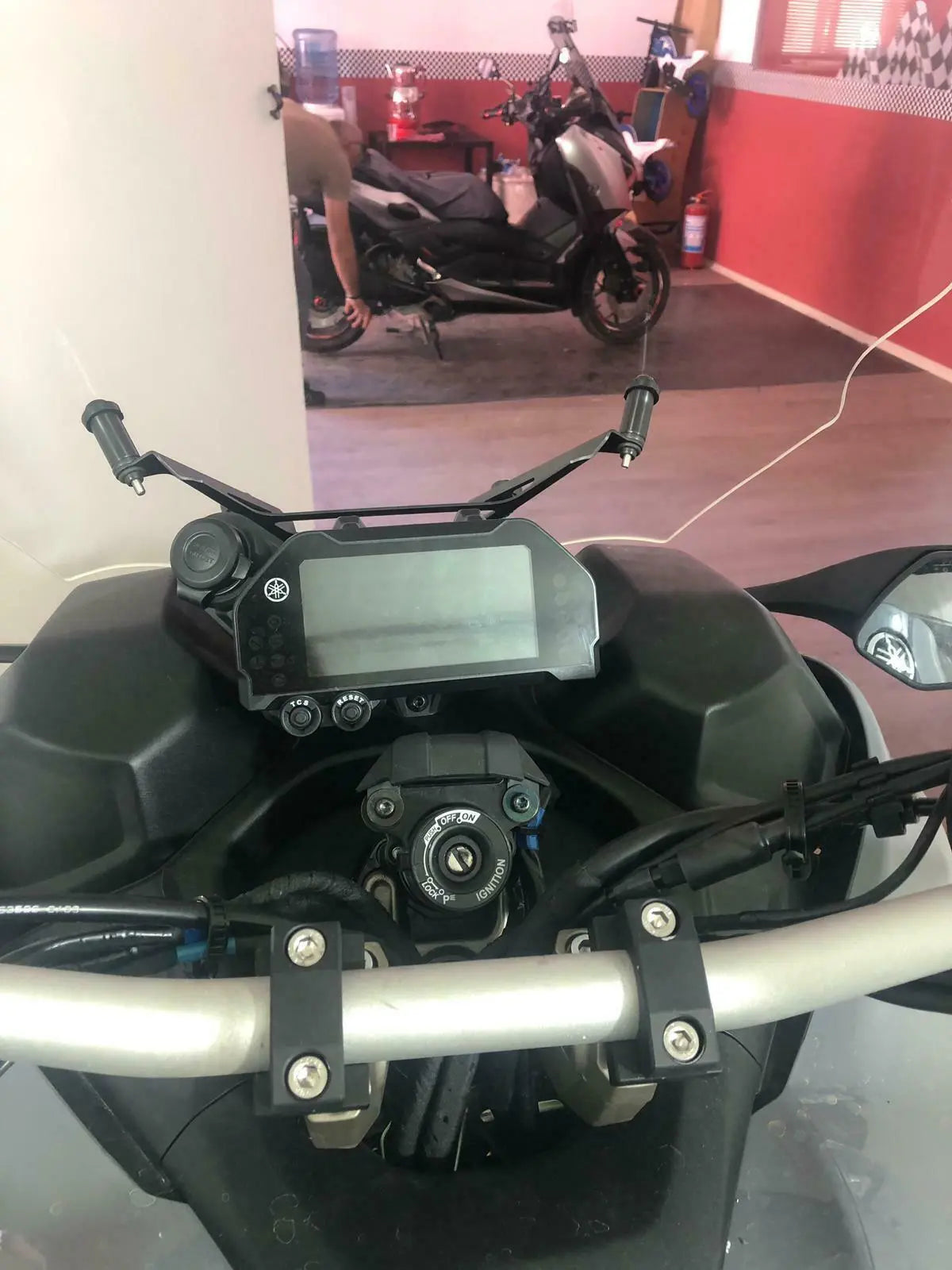 Yamaha Niken GT 60 cm touring clear windscreen 2018-2023