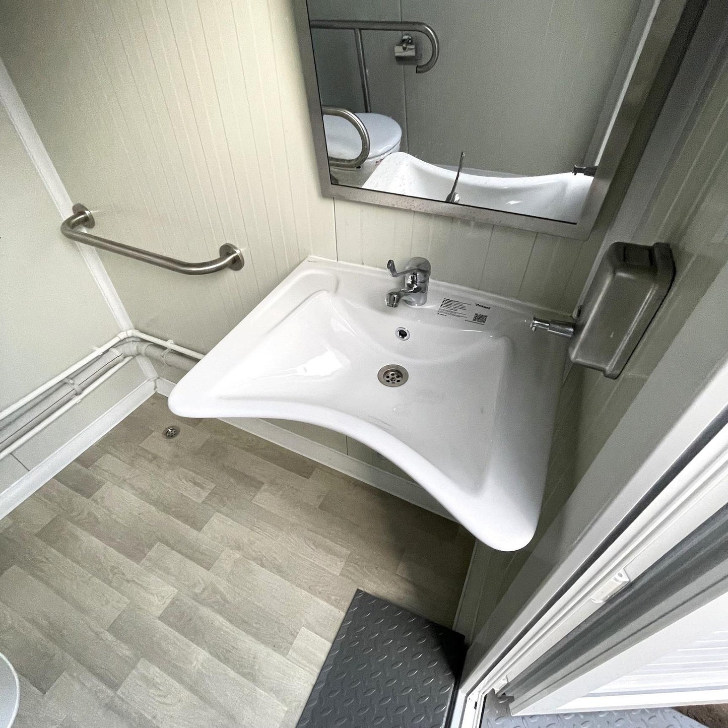 Disabled Portable Toilet Block Prefabricated WC Unit With Access Ramp