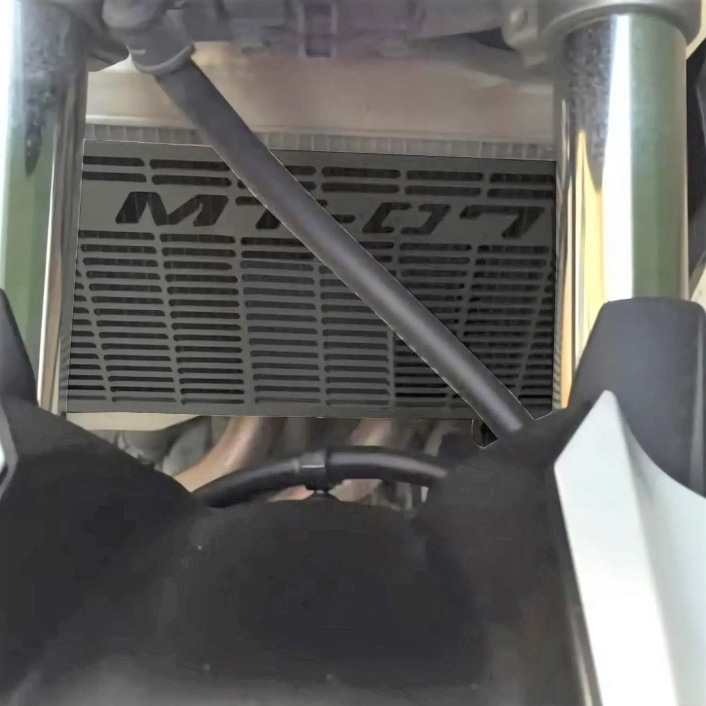 Yamaha MT-07 radiator guard 2014-25