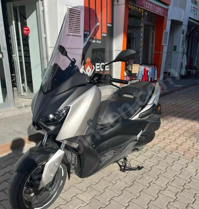 Yamaha X-MAX 125/250/300/400 Windscreen 70 cm Smoke 2018-2022 Only