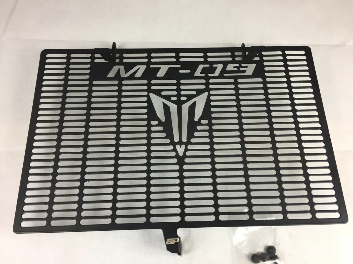 Yamaha MT09 radiator guard 2013-16 *** Repainted and repacked item