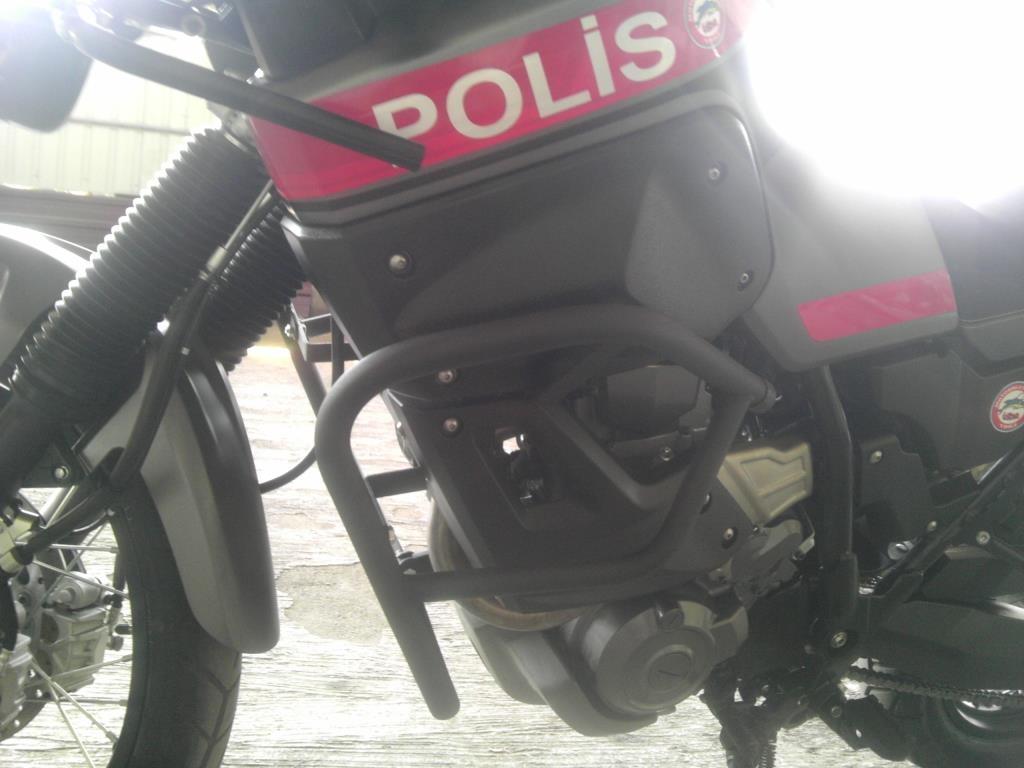 Yamaha XT660Z Super Tenere engine guard crash bar