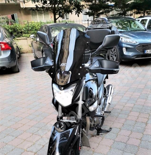 Suzuki GW250 Inazuma (naked type) dark smoke windscreen 12-16