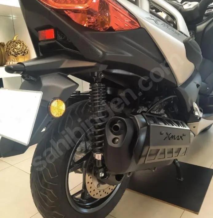 Yamaha X-Max 300 Exhaust Guard Protection 2017-2024
