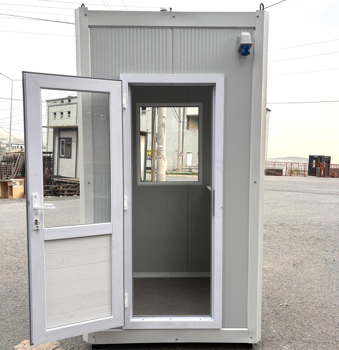 Portable Kiosk Cabin Booth Security Ticket Hut Modular Cabin 115x125cm