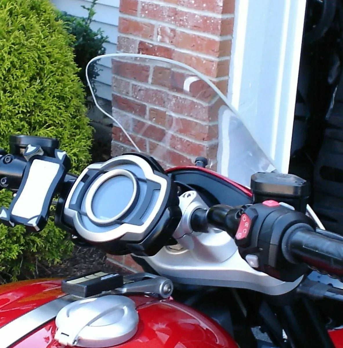 Triumph Rocket3R/Rocket3GT windscreen 46 cm Clear 20-24