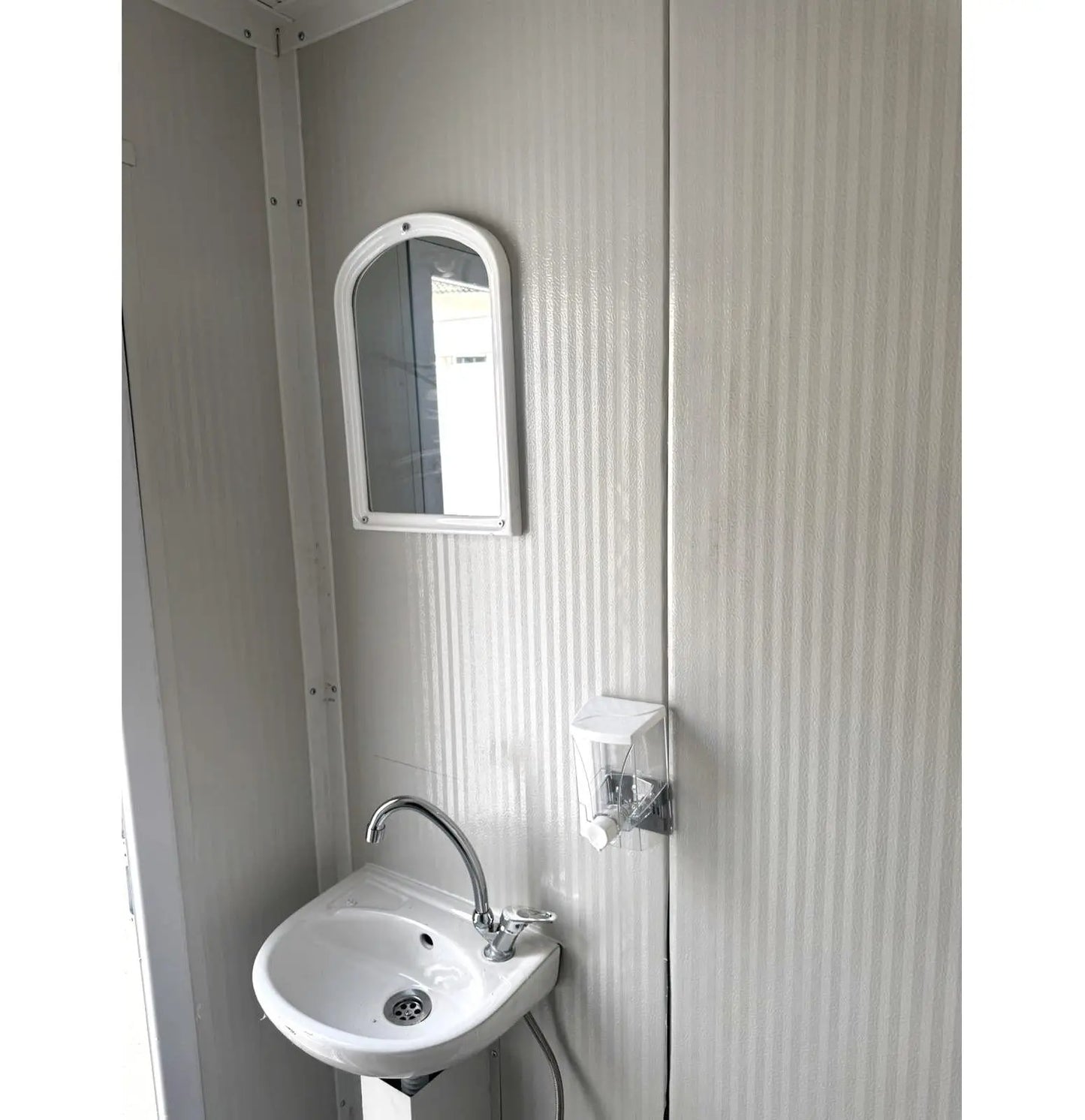 Portable Toilet Unit Welfare Cabin Modular Toilet Block 130x130 cm