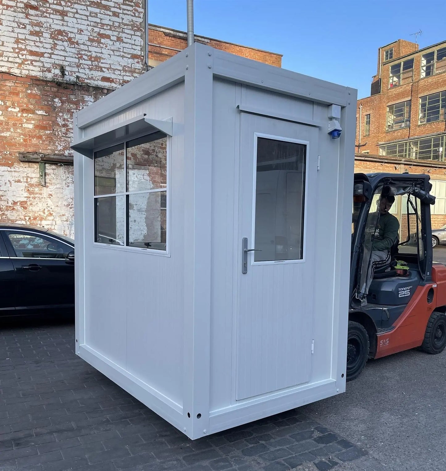 Security Hut Modular Kiosk Ticket Booth Portable Cabin 130x210 cm