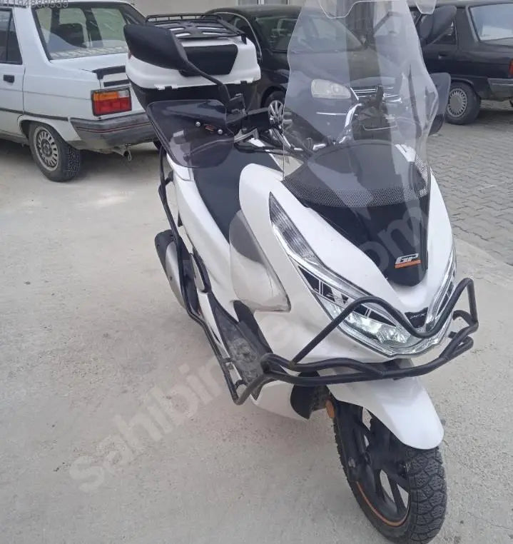 Honda PCX125 windscreen 2018-2020 Clear 69 cm