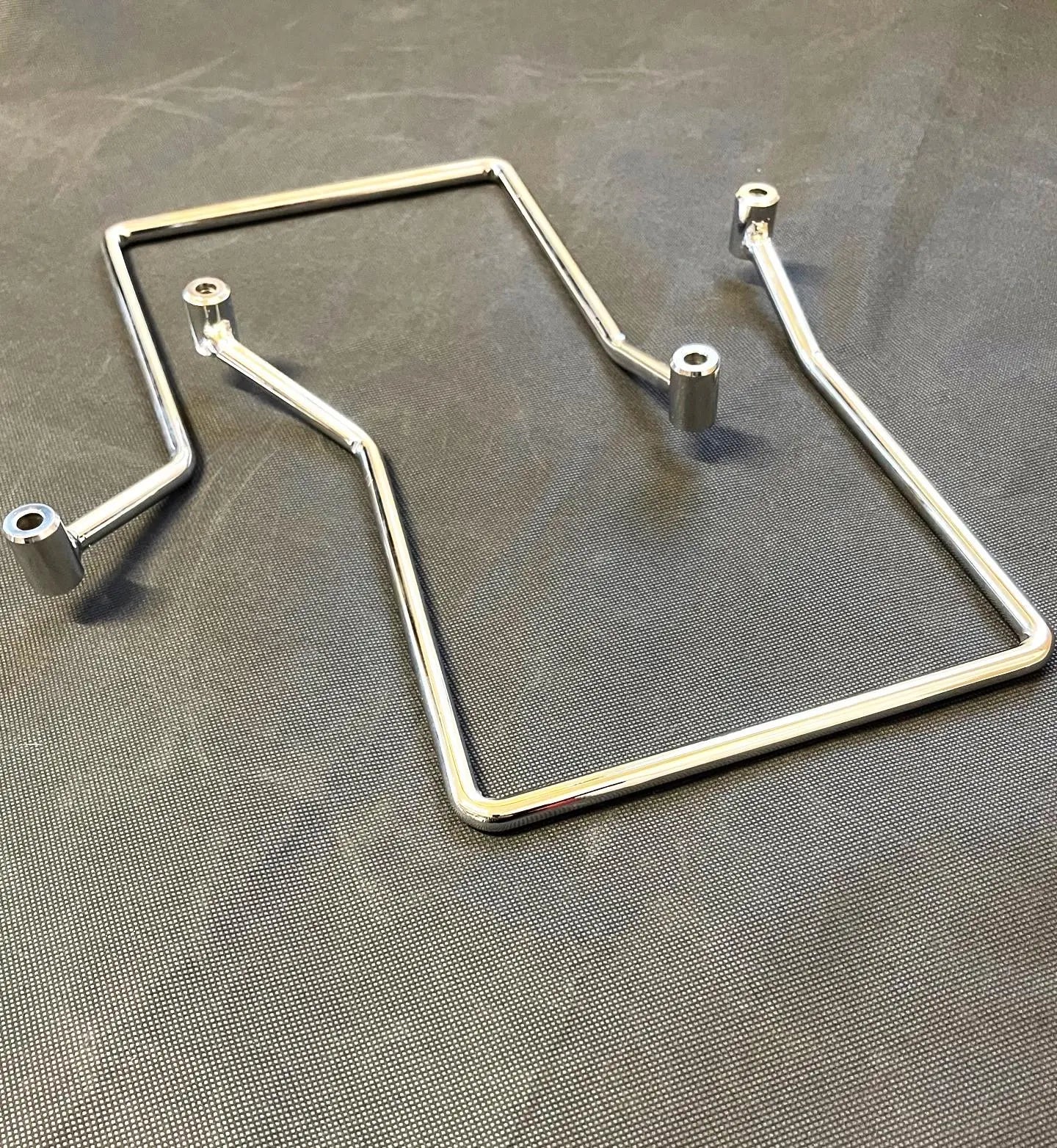 Kawasaki Vulcan VN900 pannier racks saddle bag supports pair 2006-17