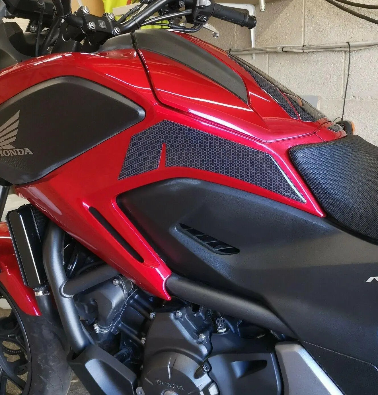 HONDA NC750X BLACK TANK PAD+KNEE PAD PAIR SET 2014-15 ONLY