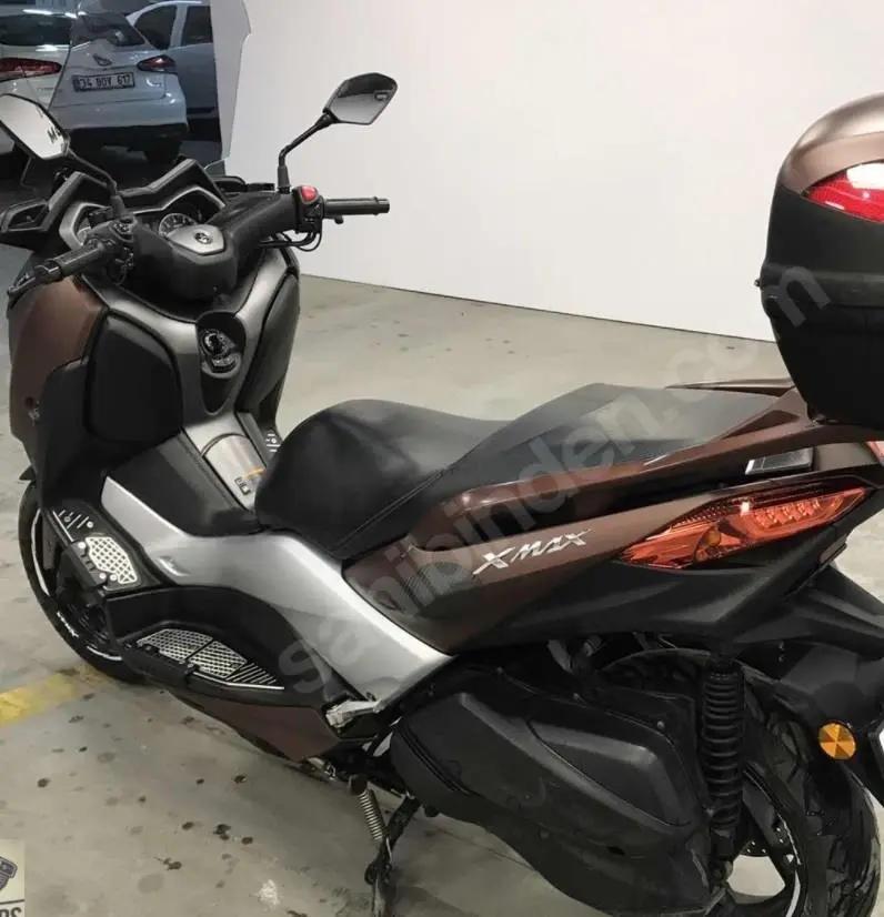 Yamaha Xmax footrest mats floorboards aluminum plates mats 2018-2022