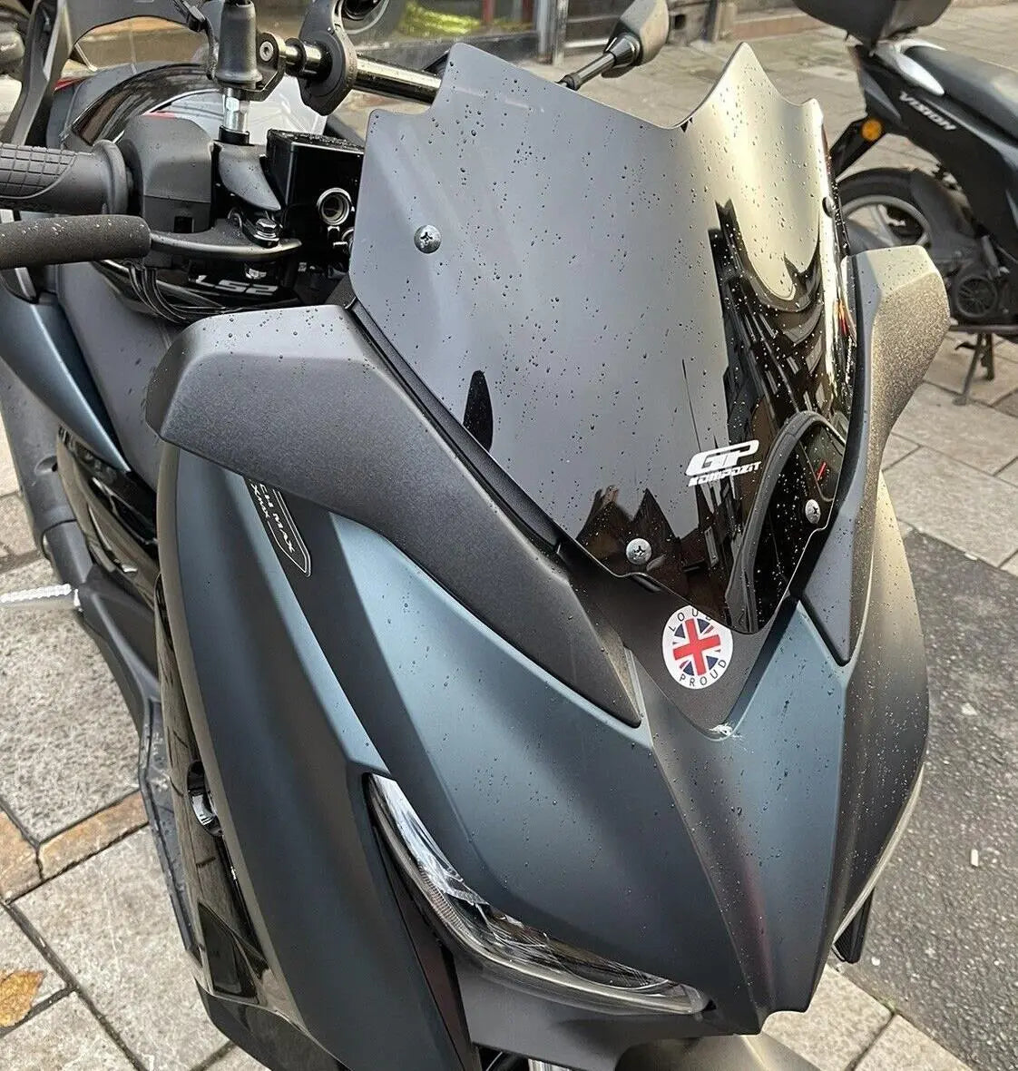 XMax 125 windscreen 2018-2022 dark smoke