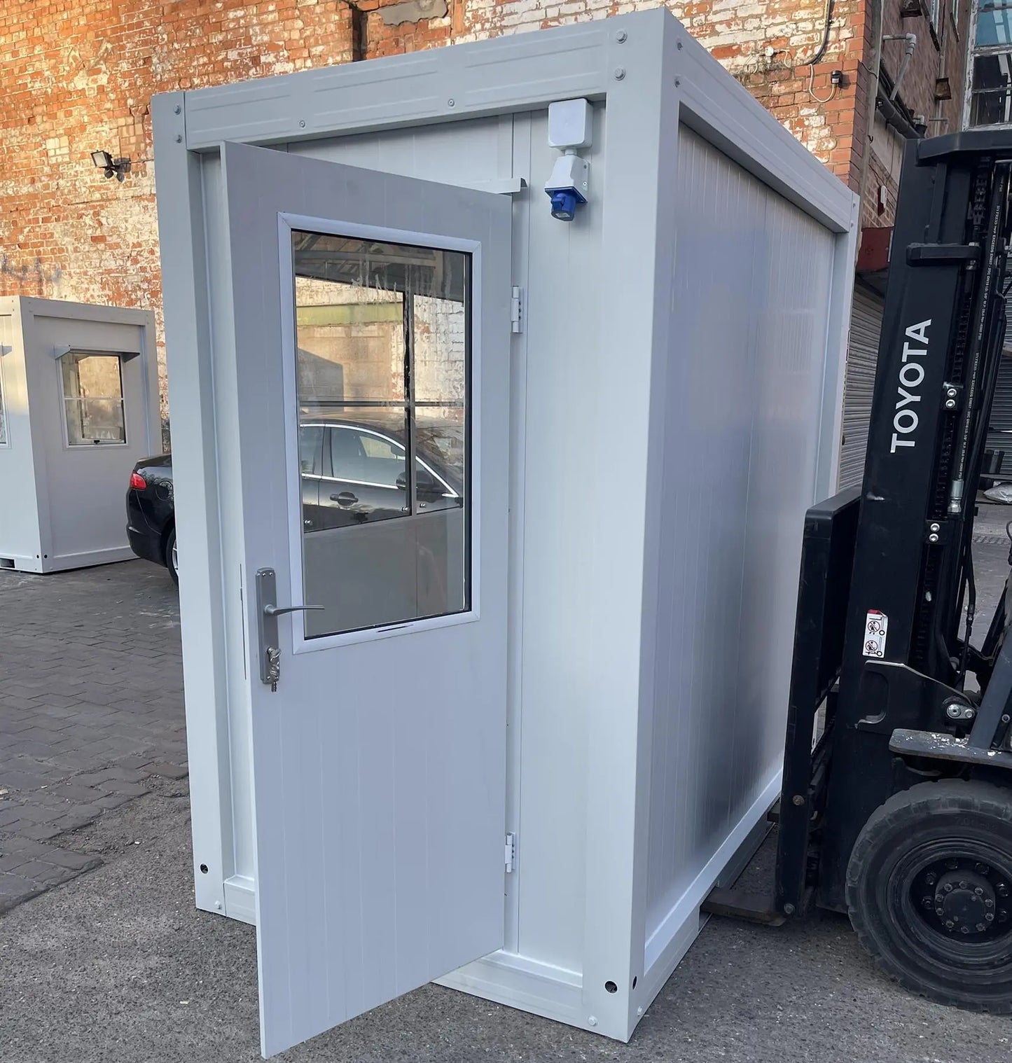 Kiosk Ticket Booth Security Portable Cabin Modular Gate House Carpark Hut