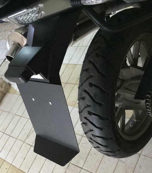 BMW F800 GS rear splash guard under plate bracket 2008-17
