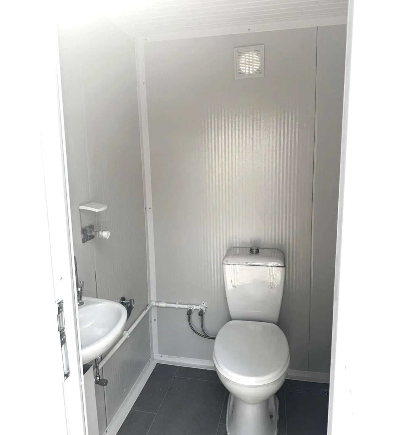 Portable Toilet Unit Welfare Cabin Modular Toilet Block 130x130 cm