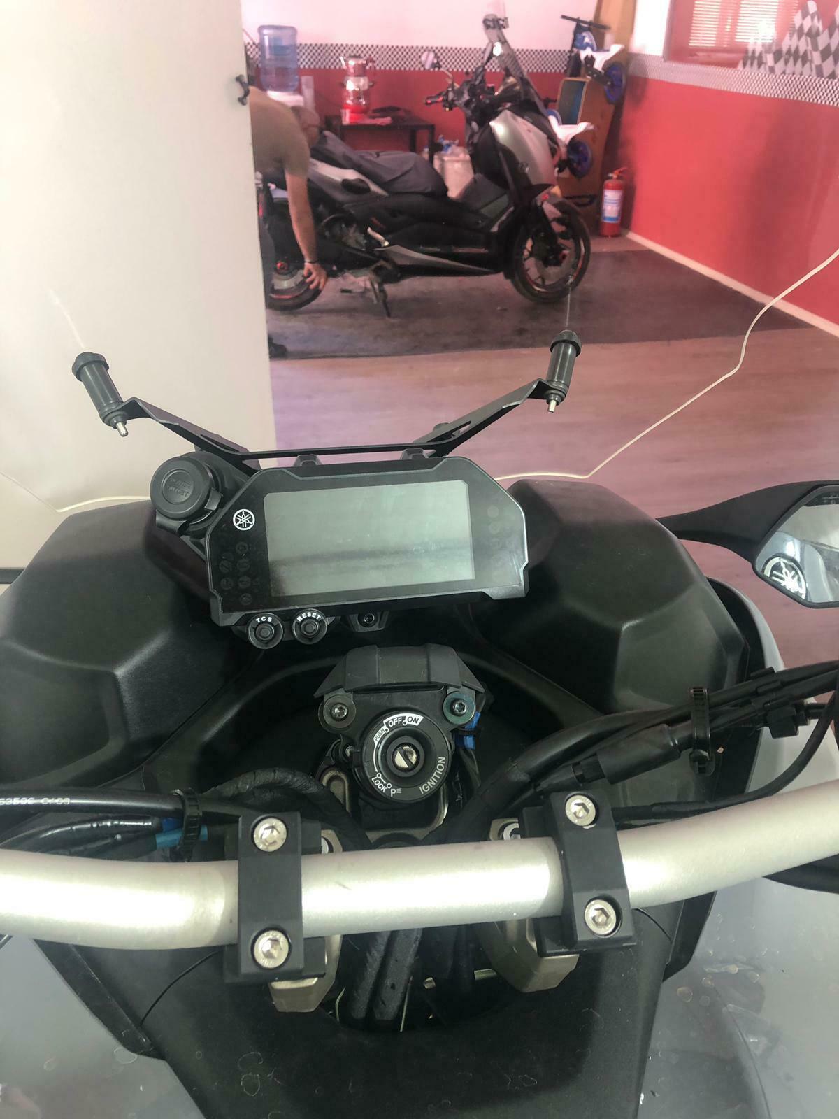 Yamaha Niken GT 60 cm touring clear windscreen 2018-23