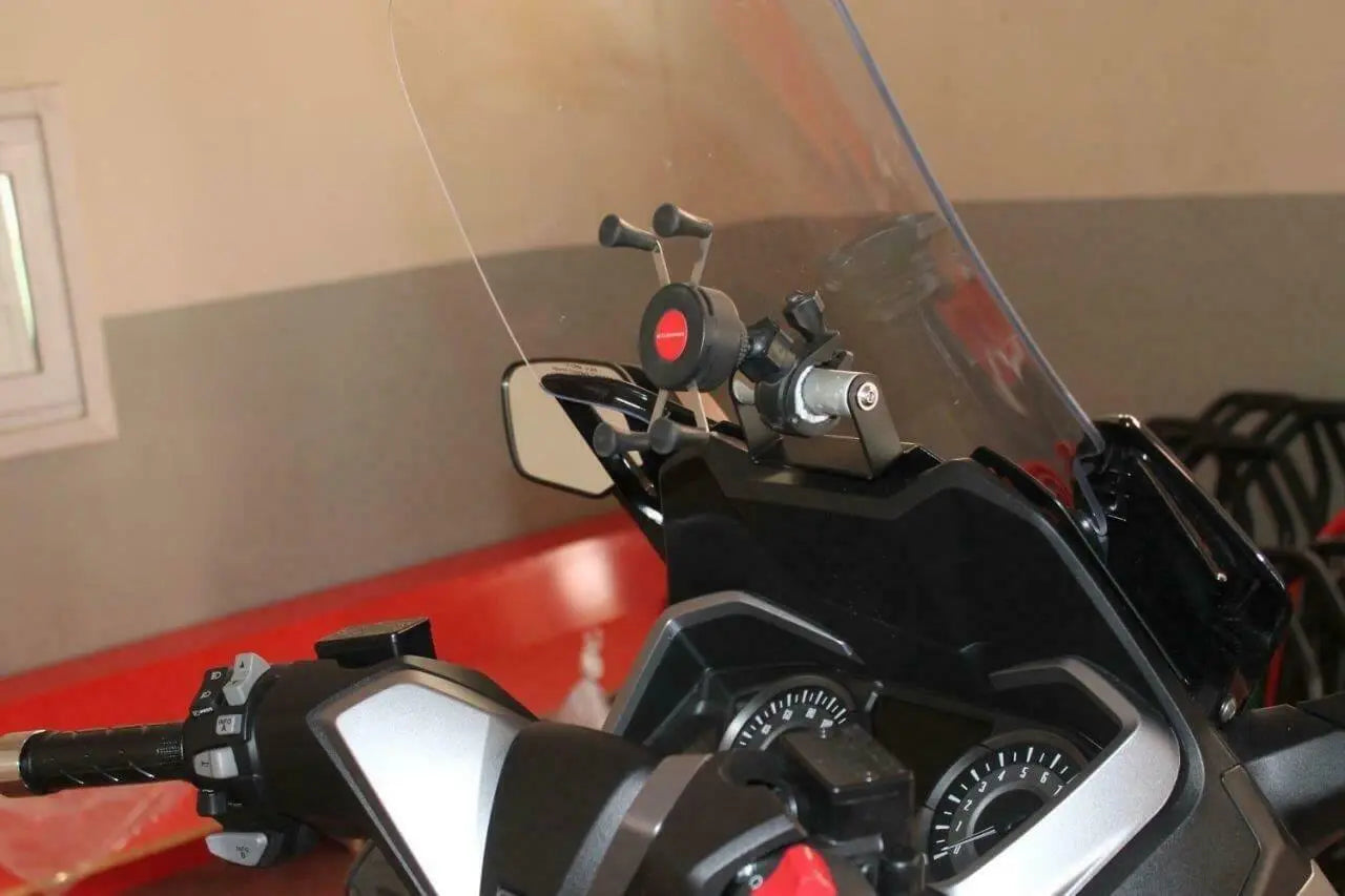 2018-2020 ONLY Forza 125/300 GPS/SAT/NAV/PHONE holder