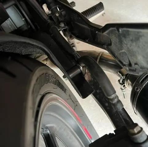 Yamaha XJ6 rear fender hugger chain mudguard 2009-2016