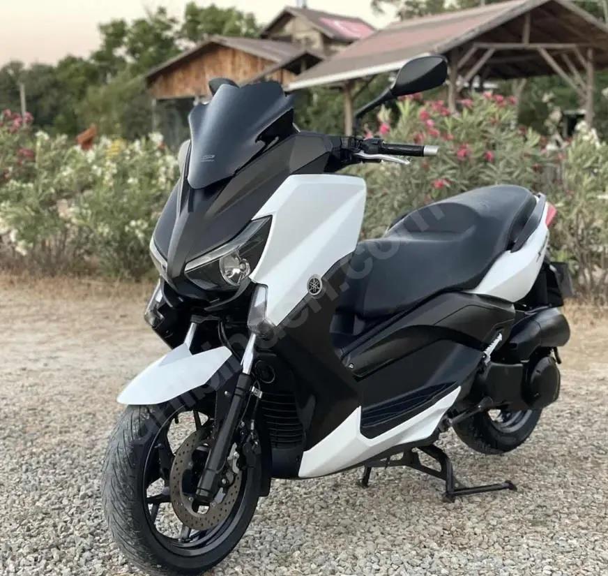 Yamaha X-Max 125/250/400 windscreen 2014-2017 dark smoke