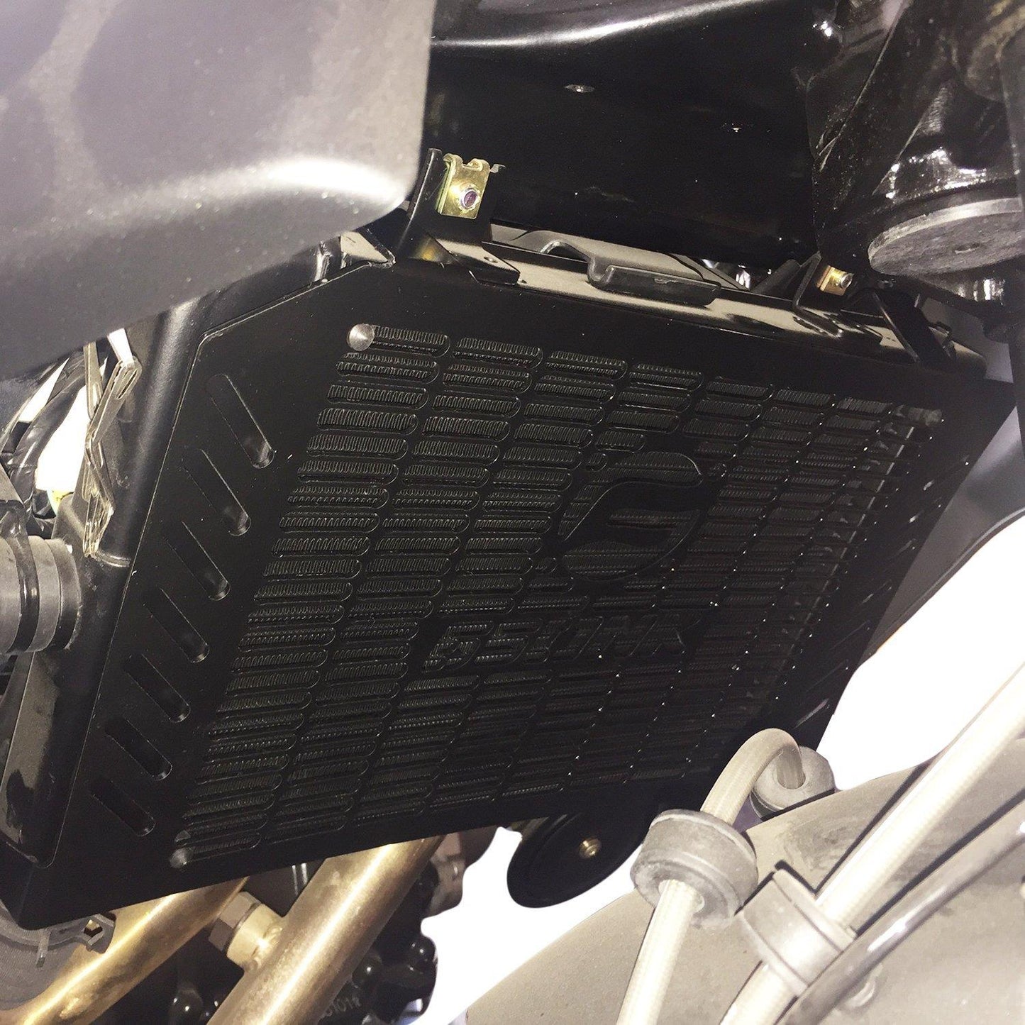 CF MOTO 650NK radiator guard protector 18-22