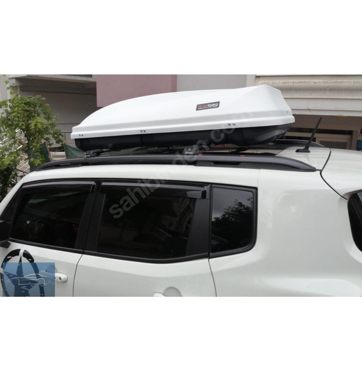 Car Roof Box Cargo Luggage Travel Box 450 LT Matt White