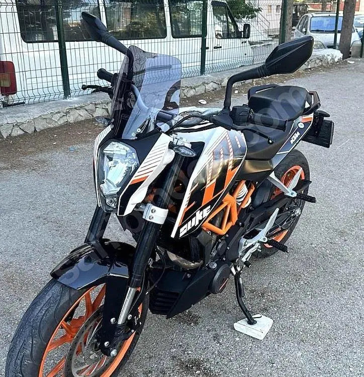 KTM Duke 125 200 250 390 windscreen 2011-2016