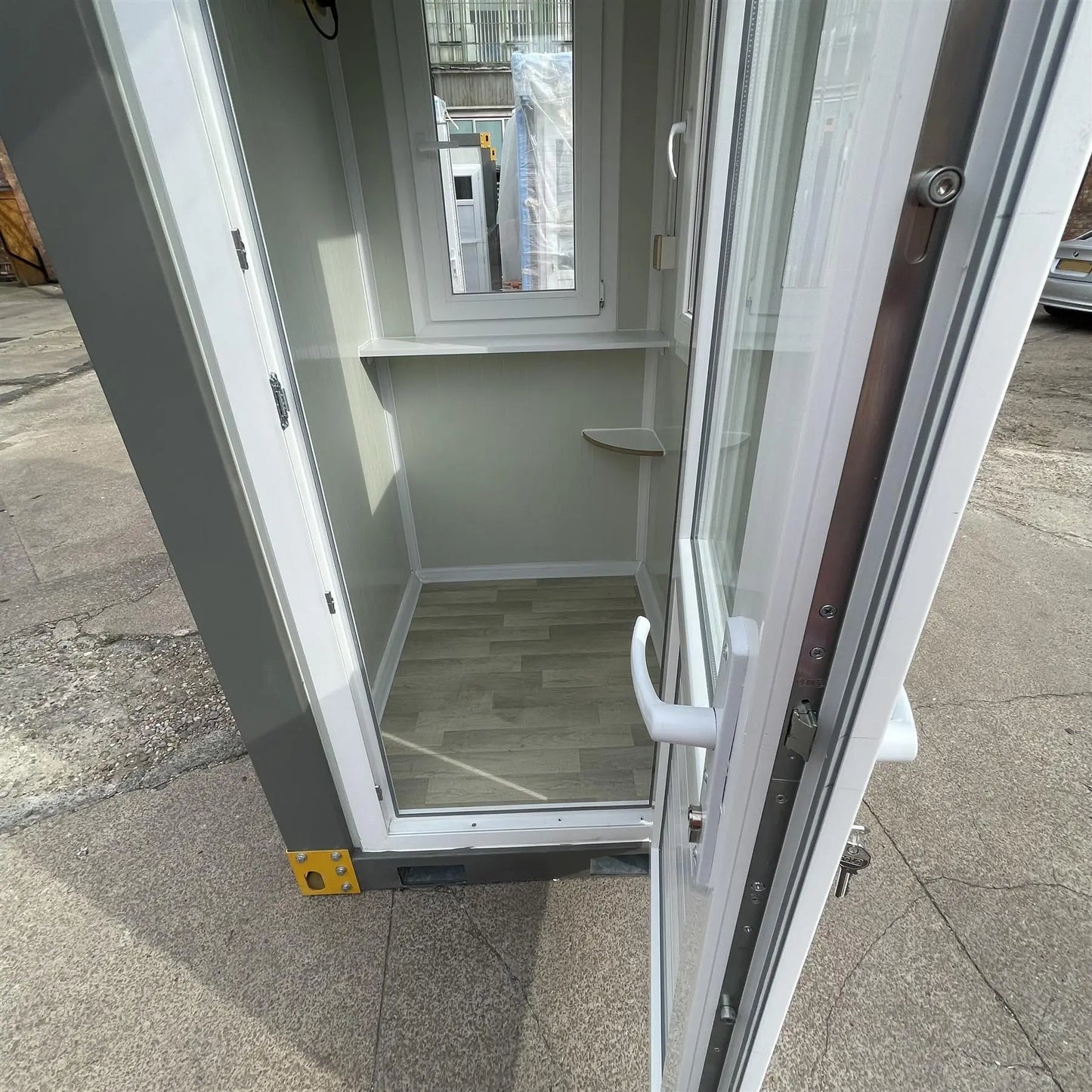 Portable Kiosk Cabin Booth Security Ticket Hut Gate House FREE SHIPPING*