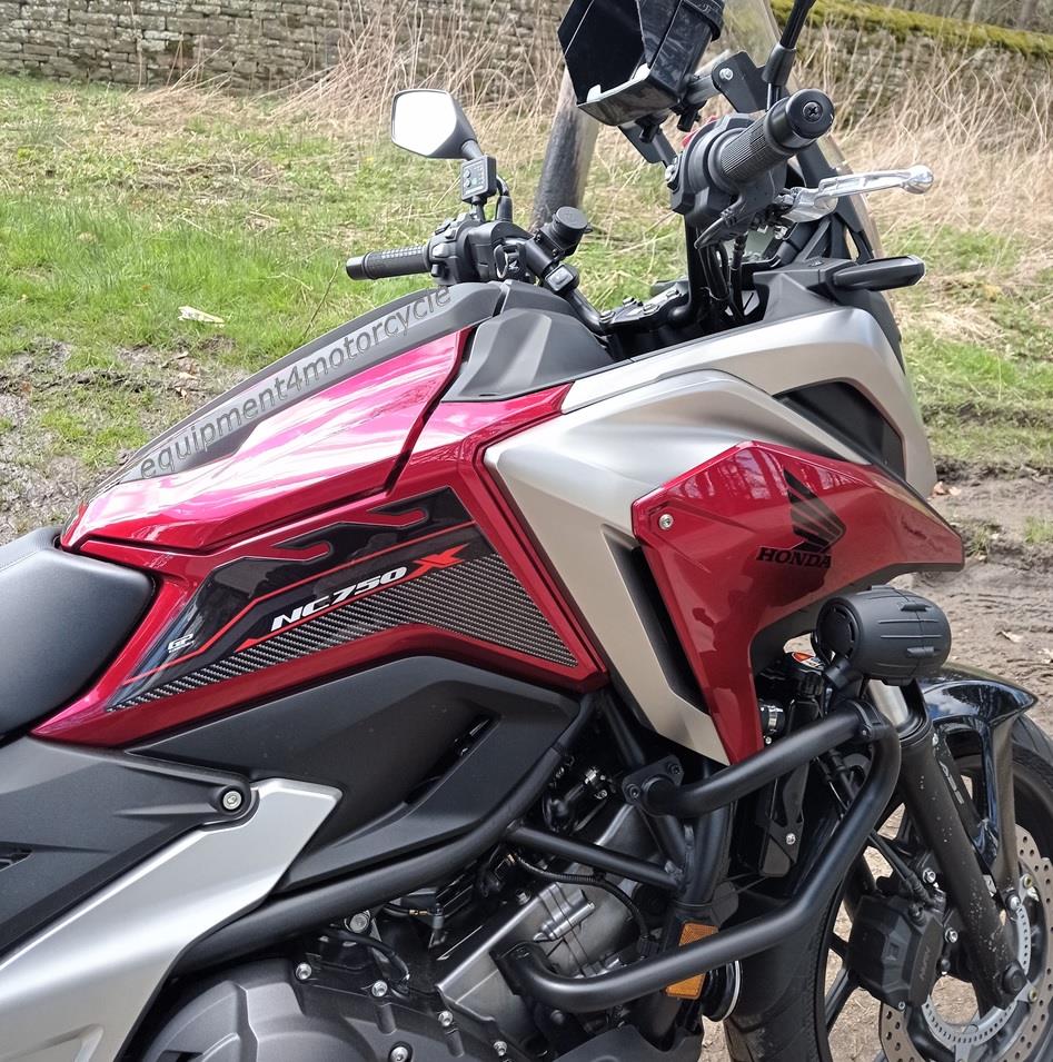 High-gloss finish of the NC750X tank protection pads.