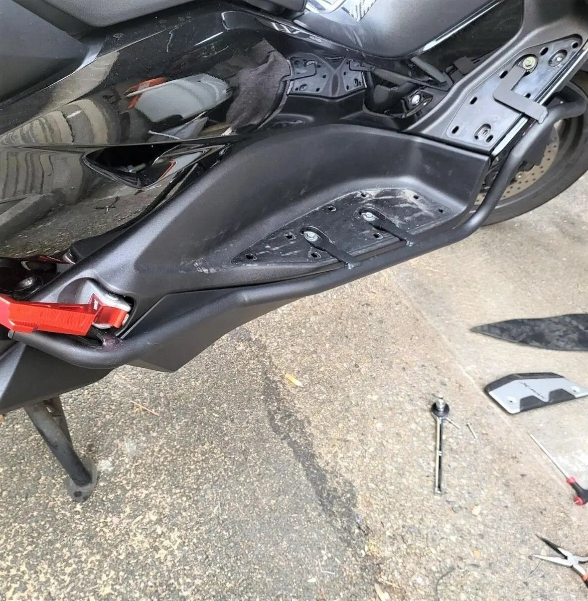 Yamaha X-MAX 300 crash bars bumper protectors 2017-2022 ONLY
