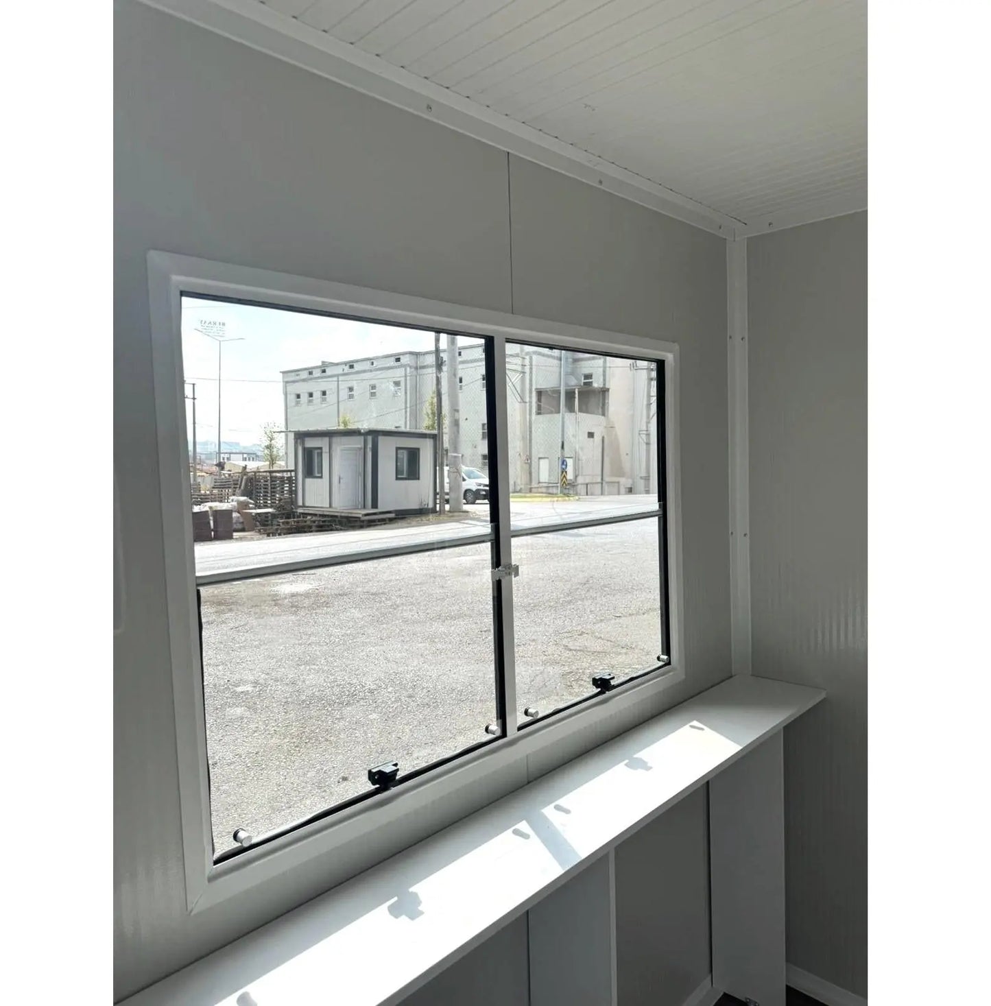 Kiosk Security Hut Gatehouse Modular Ticket Booth Portable Cabin 210X210 cm