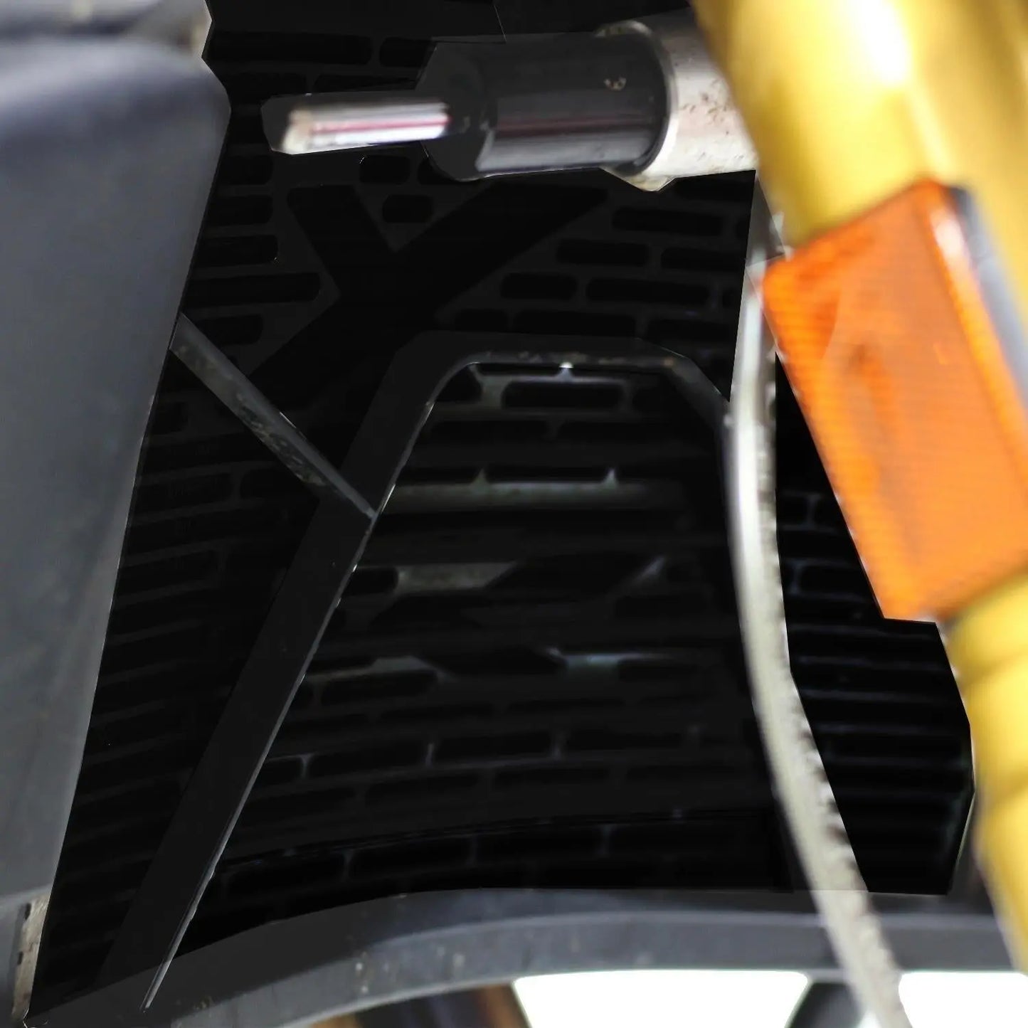 BMW F900XR Radiator Guard 2020-2024