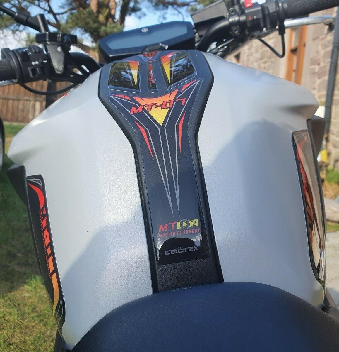 Yamaha MT-07 tank/knee/gas cap pad TRIO LAVA set 2018-2020