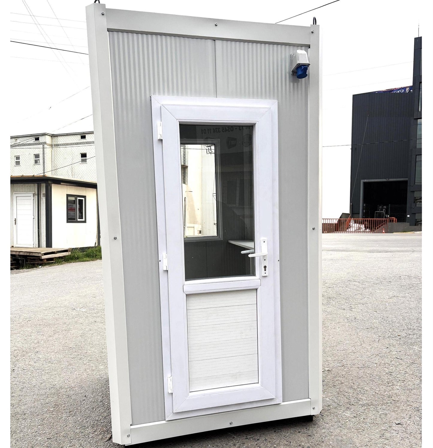 Portable Kiosk Cabin Booth Security Ticket Hut Modular Cabin 115x125cm
