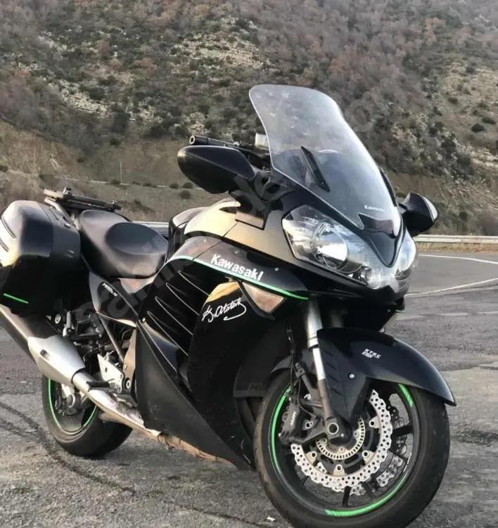 Kawasaki GTR 1400 Windscreen 63 cm Clear 2007-2014