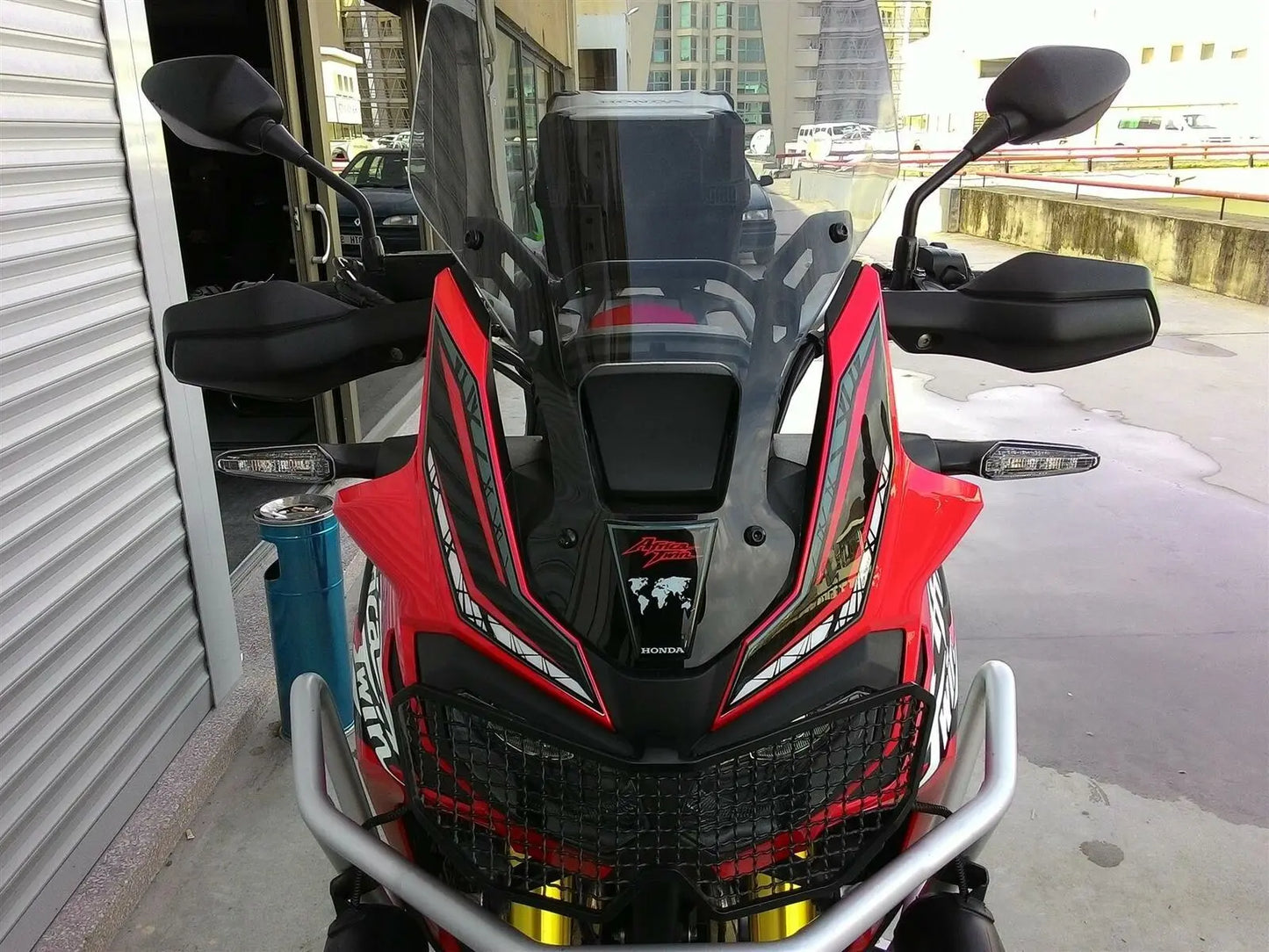 HONDA AFRICA TWIN RED FRONT FAIRING PROTECTION CALIBREX DESIGN
