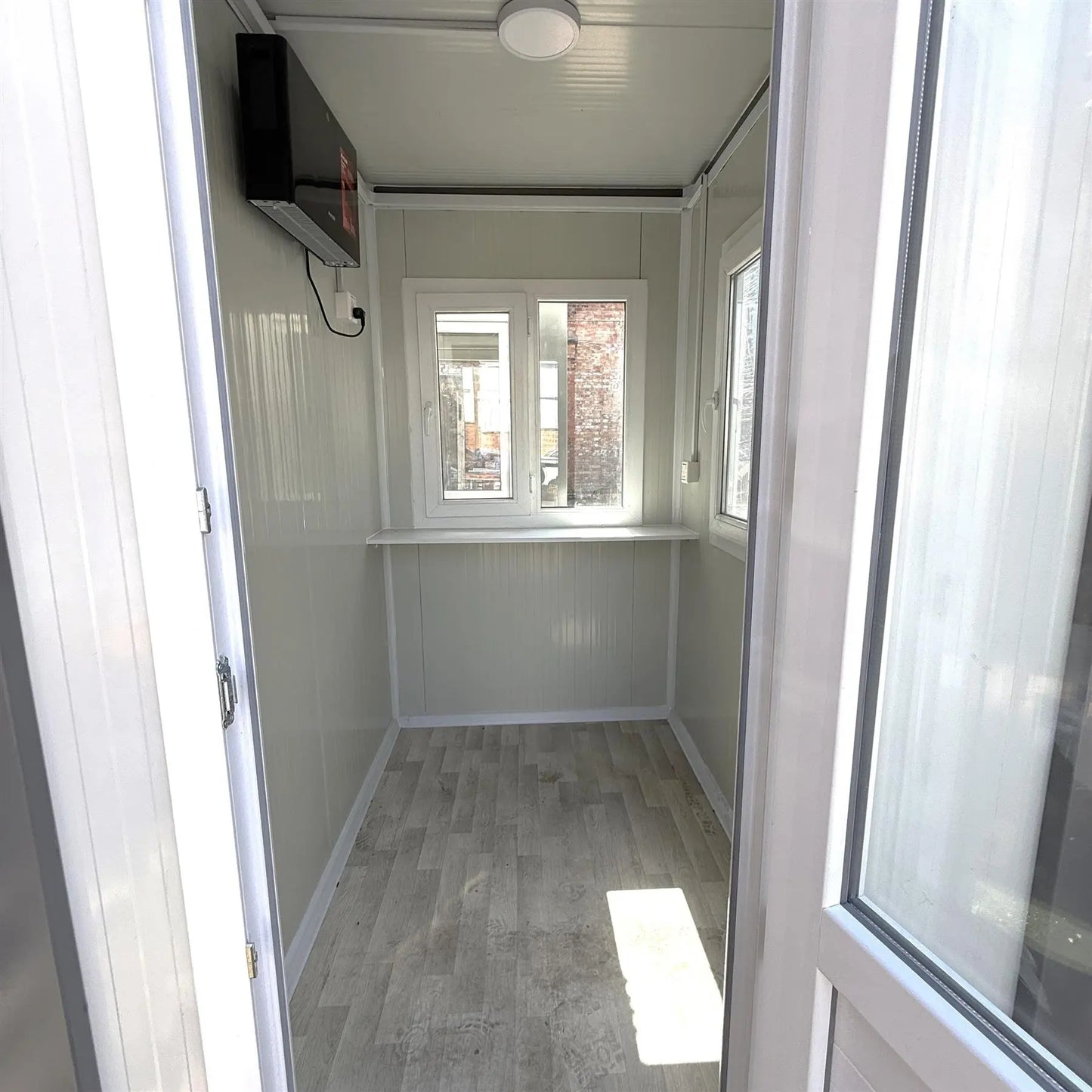 Portable Kiosk Cabin Booth Security Ticket Hut Modular Gate House 150x210 cm