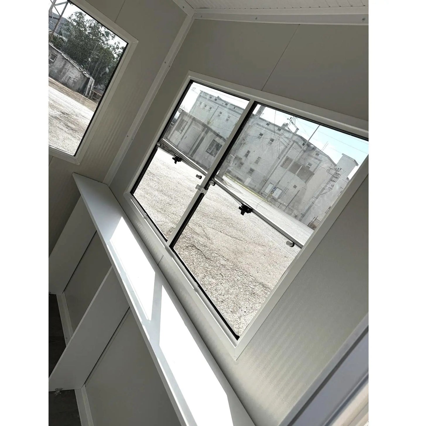 Security Hut Modular Kiosk Ticket Booth Portable Cabin 130x210 cm