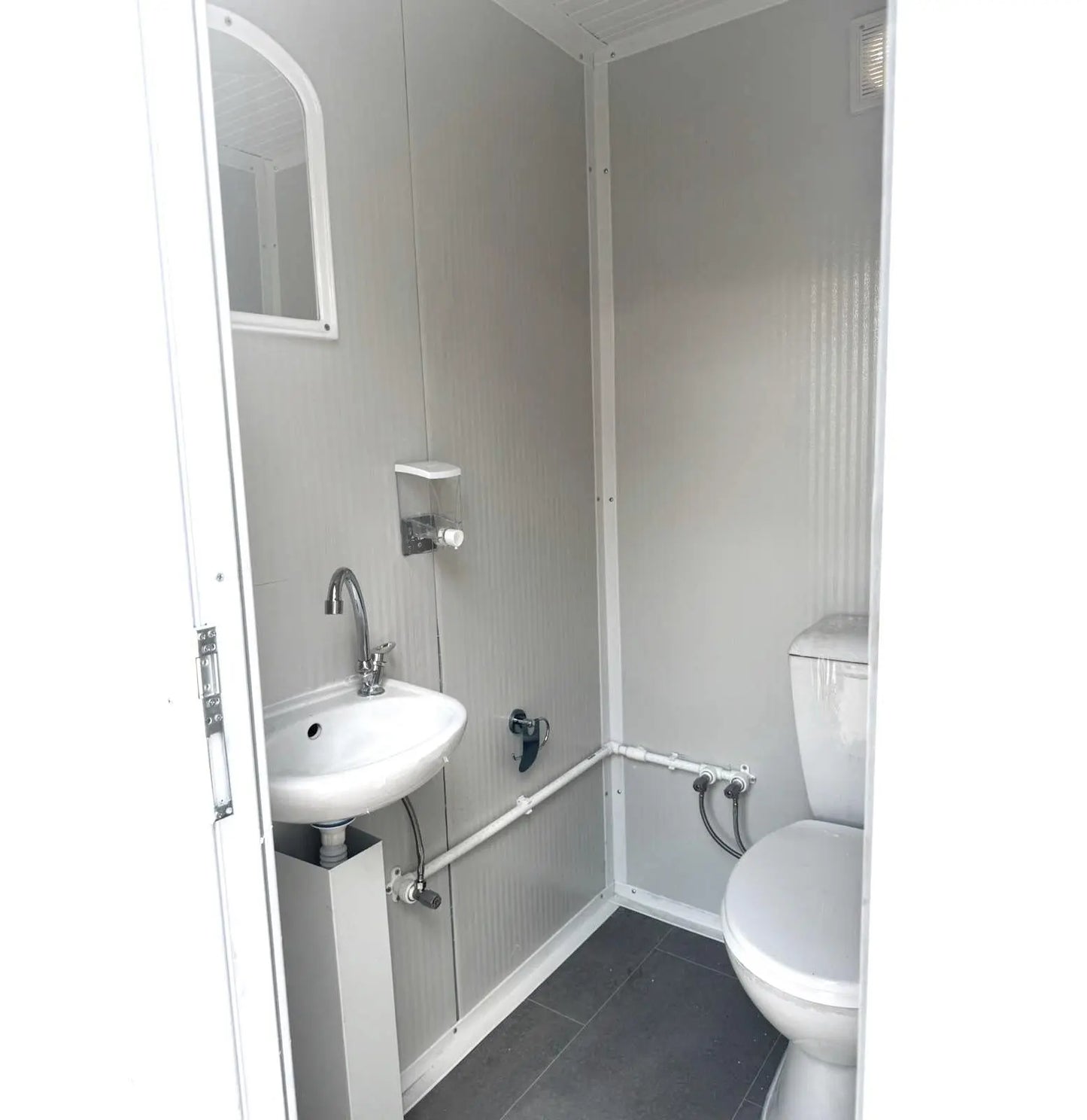 Portable Toilet Unit Welfare Cabin Modular Toilet Block 130x130 cm